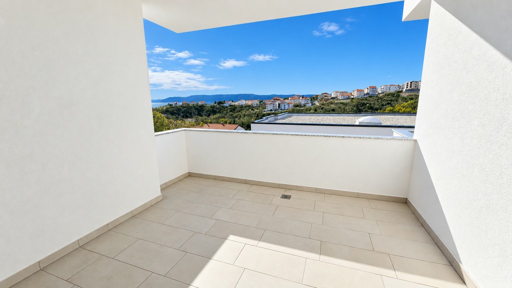 Loggia with sea view