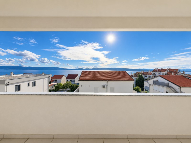 Maisonette apartment with sea view in Crikvenica