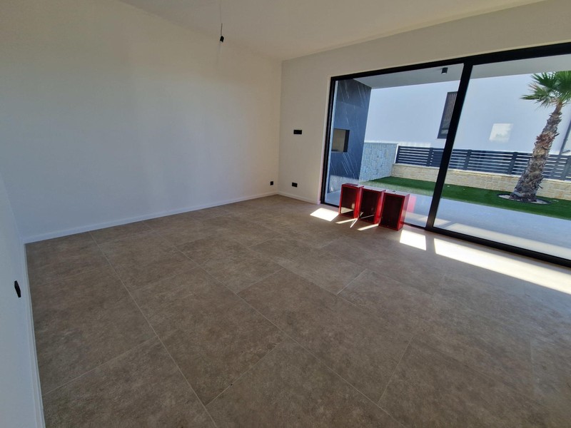 Living room with lift-and-slide door to the garden