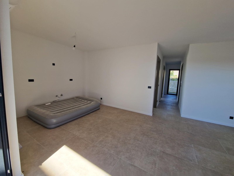 Living space with access to the hallway