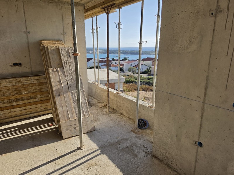 New-build apartments with sea view in Novalja, Pag Island