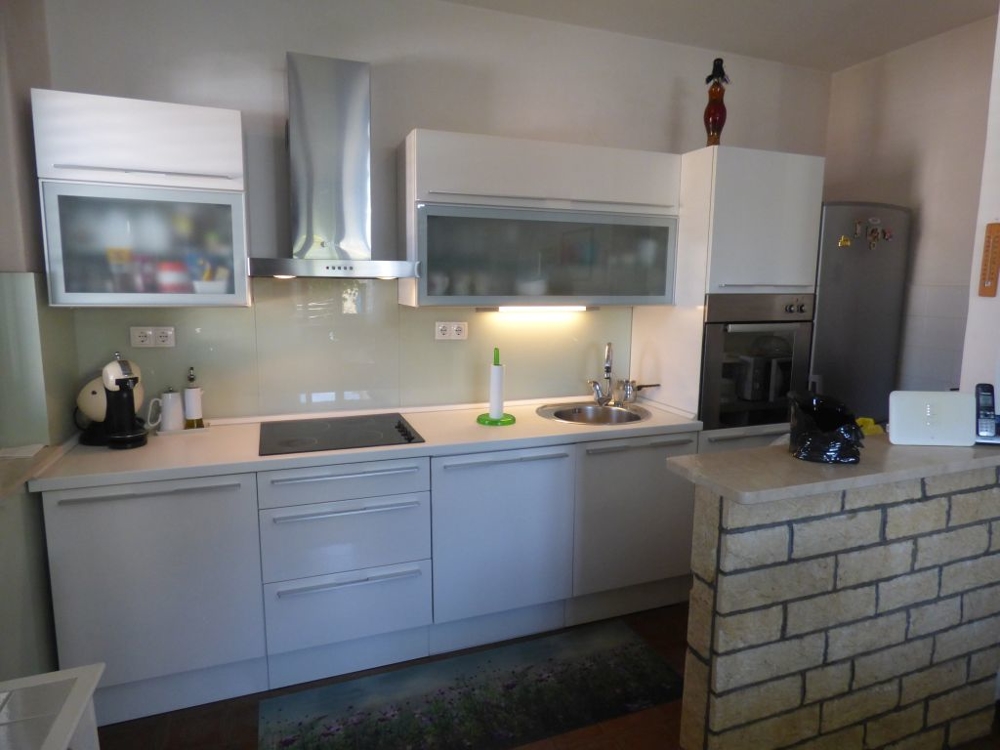 View into the high-quality kitchen.