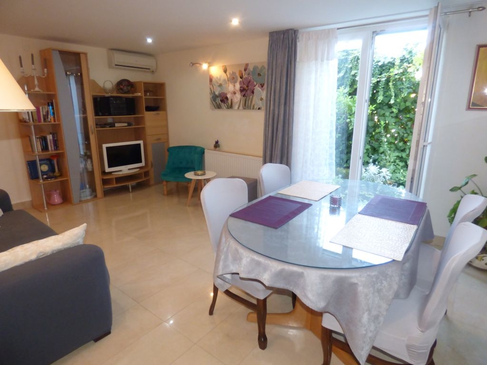 View into the furnished and air-conditioned living area.
