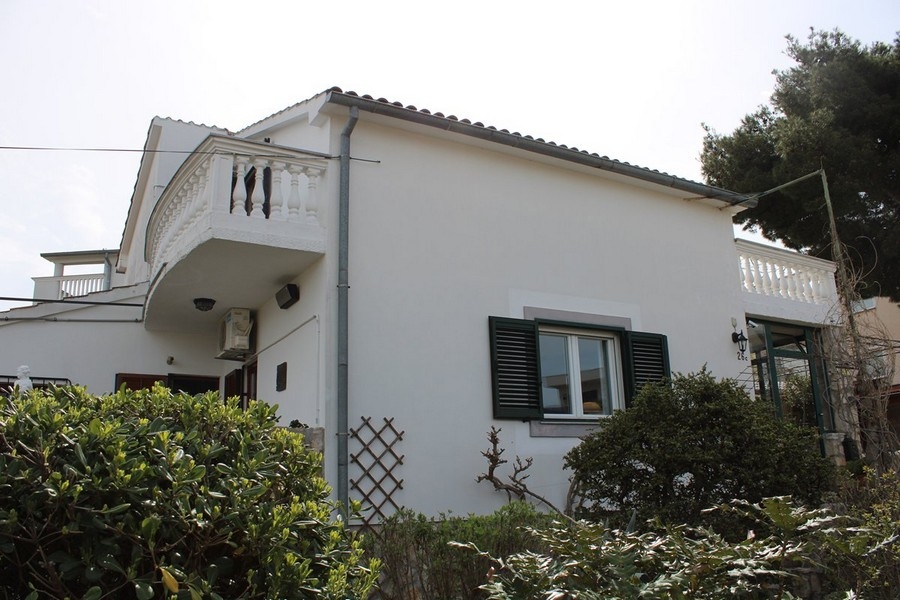 House on the island of Murter in Croatia for sale - Panorama Scouting.