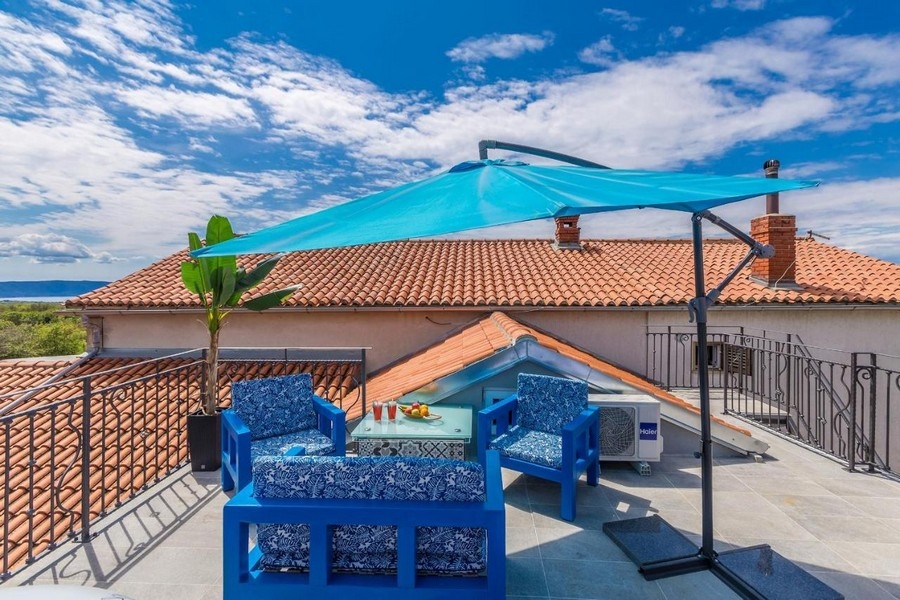 Roof terrace of house H2661, which is for sale in Croatia - Panorama Scouting.