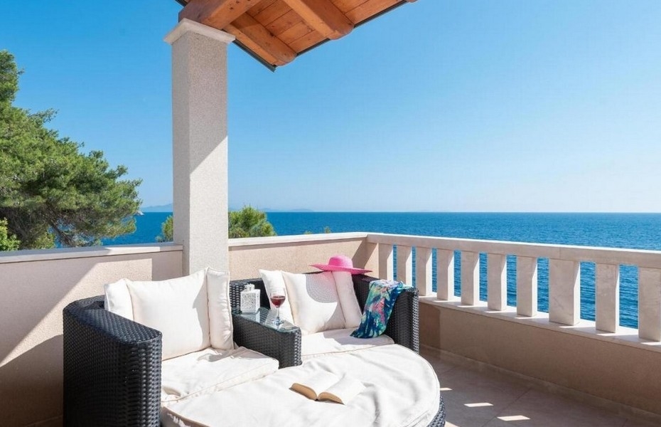 Terrace with panoramic sea views in Croatia.
