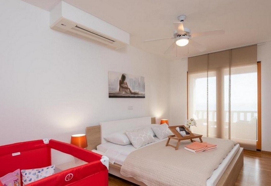 Air-conditioned bedroom of Villa H2689 on Korcula.