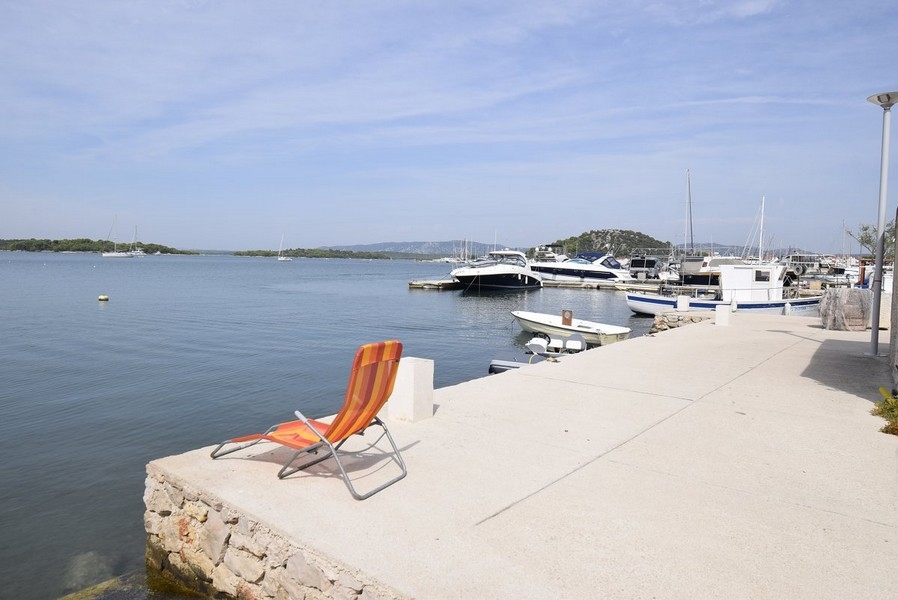 Seaside properties in Croatia - Panorama Scouting H2738.