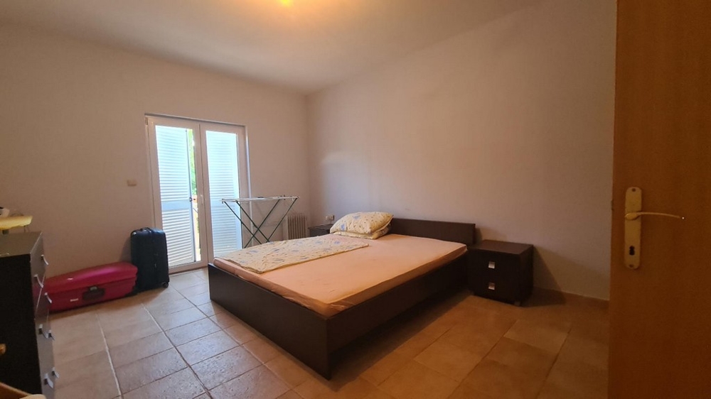 Large bedroom with window