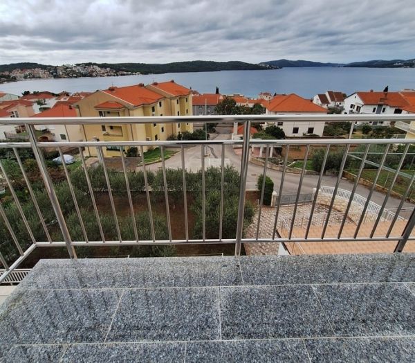 Apartment house with sea view - Panorama Scouting