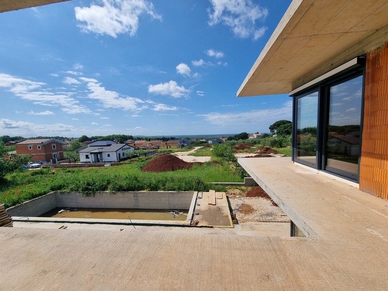 Newly built villa with pool