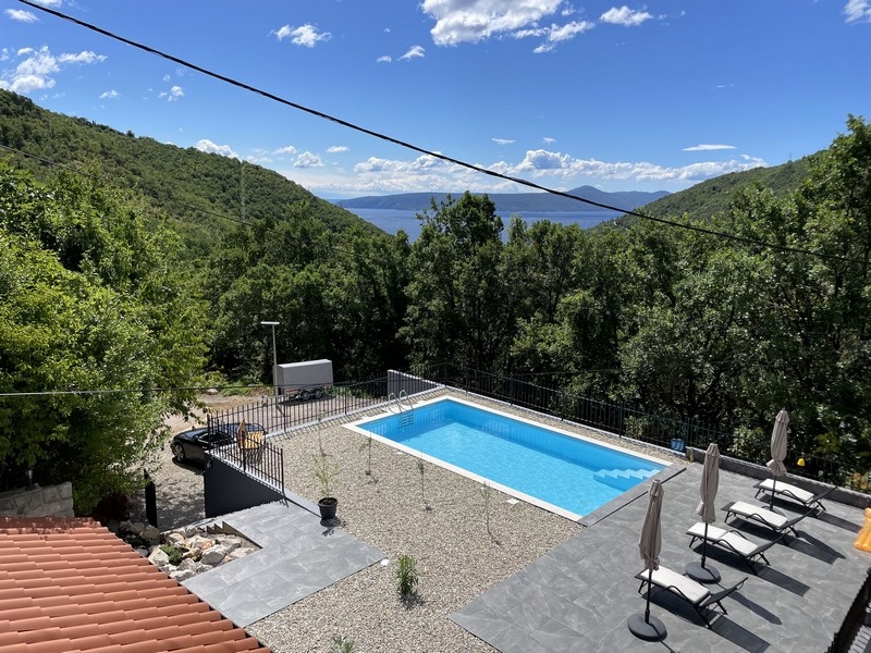 Buy rustic property in Croatia - Panorama Scouting H3391.