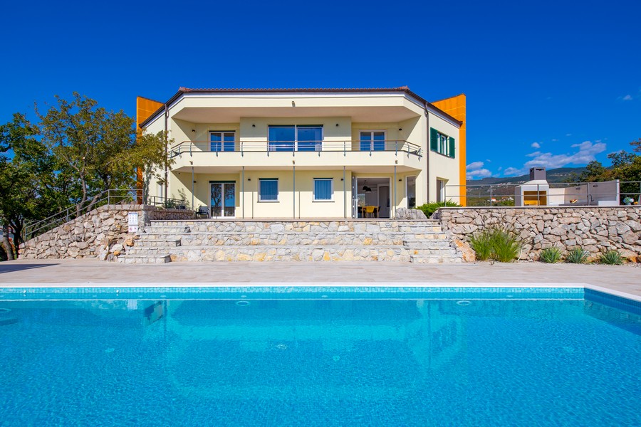 Modern villa for sale near Crikvenica in Croatia - Panorama Scouting property H3417.