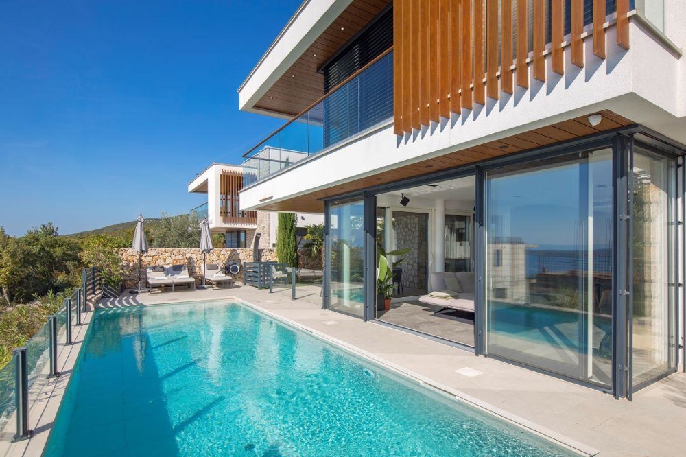 Buy a new villa with pool and sea view in Croatia - Panorama Scouting.