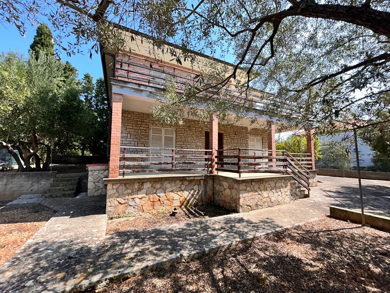 House on the island of Ugljan in Dalmatia for sale - Panorama Scouting.