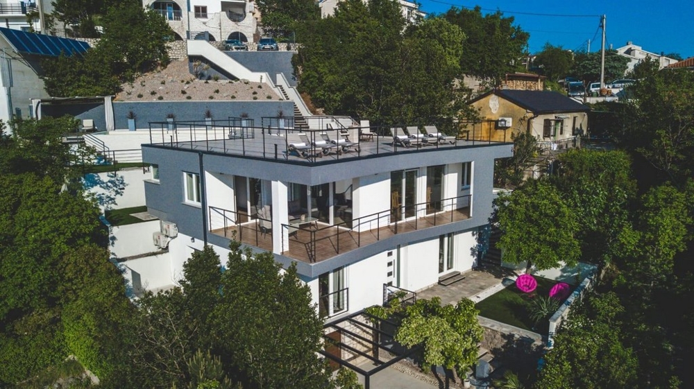 Buy villa at Crikvenica in Croatia - Panorama Scouting H3571.