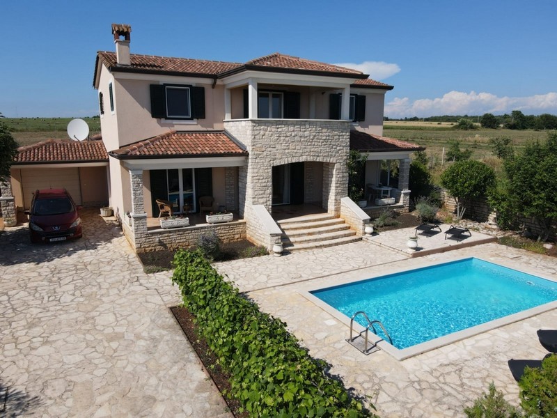 Buy house with pool in Istria - H3582 Panorama Scouting.