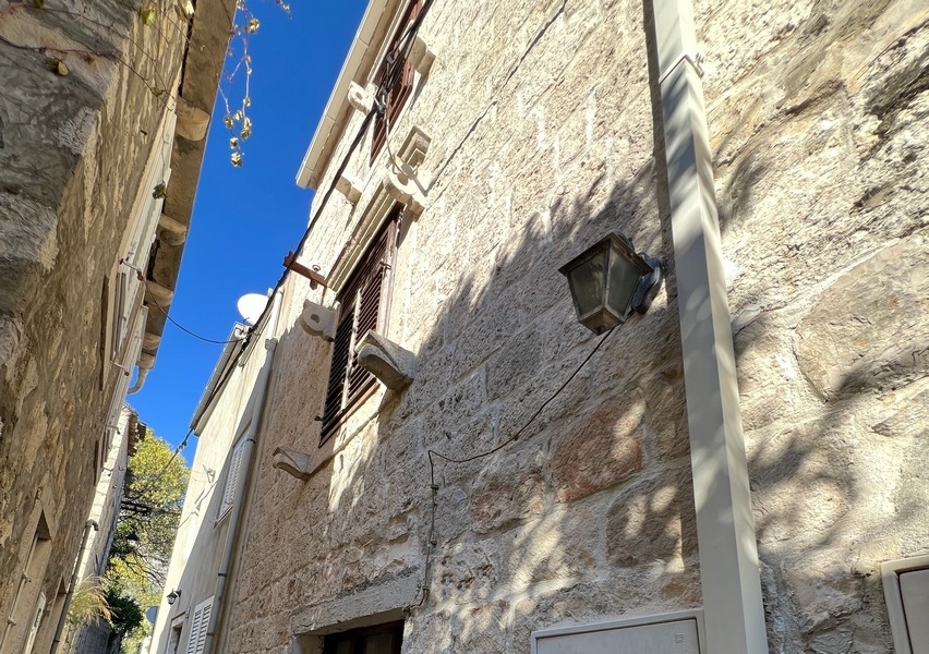Stone house for purchase in Orebic, Peljesac peninsula - panorama scouting.