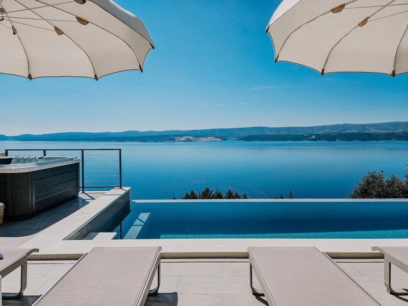 Buy villa at Omis in Croatia - Real Estate H3653.