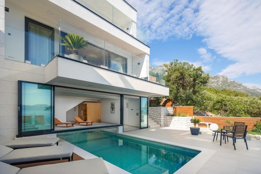 Buy modern villa with pool in Croatia - Panorama Scouting H3662.