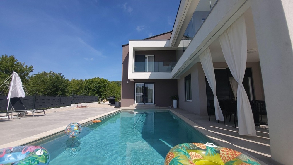 Buy a house on the island of Krk in Croatia - Panorama Scouting