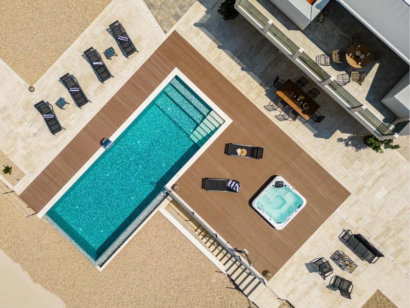 Luxury property H3685 on the island of Brac in Croatia - Panorama Scouting.