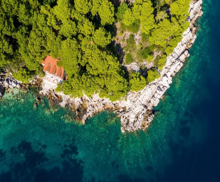 Property in the 1st row to the sea in Croatia, Dubrovnik.
