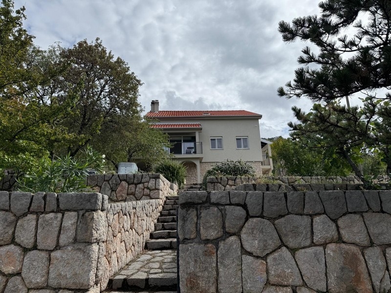 Front view of the property H3711 at Lukovo, Senj.