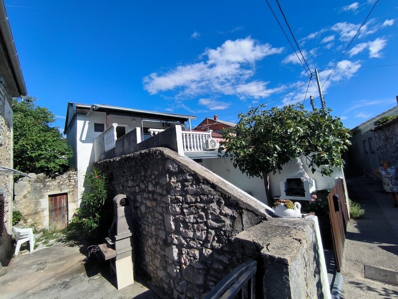 Buy house under EUR 200,000 in Croatia - Panorama Scouting.
