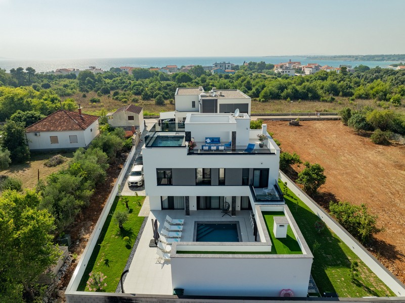 Buy a luxury villa in Croatia - Panorama Scouting H3731.