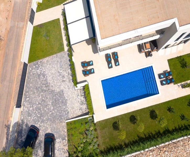 Modern villa with pool in a quiet location in Dalmatia for sale - Panorama Scouting H3736.