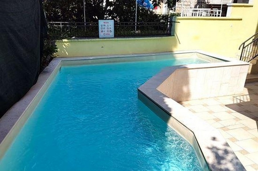 Swimming pool of the guest house H3746 in Croatia.