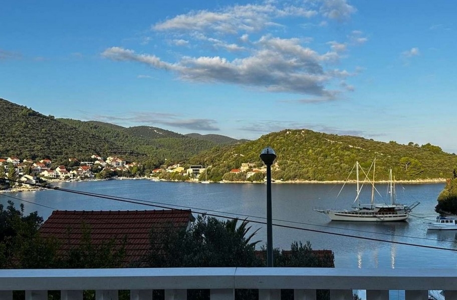 Real Estate Korcula Island Croatia H3751