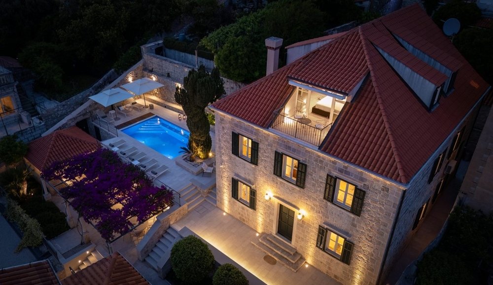 Buy a historic villa in Croatia - Panorama Scouting H3754.