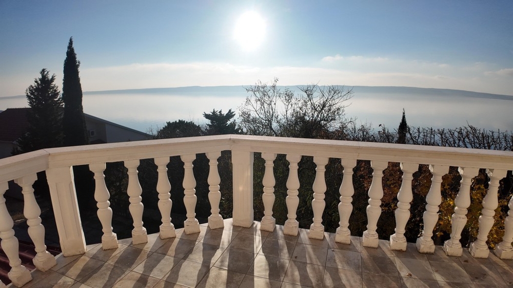 Balcony with sea view - property H3781 in Croatia.
