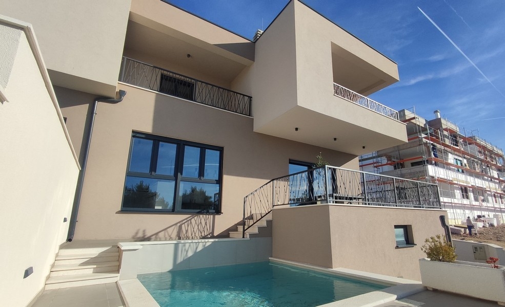 Semi-detached house with pool in Vodice, Croatia for sale - H3792.