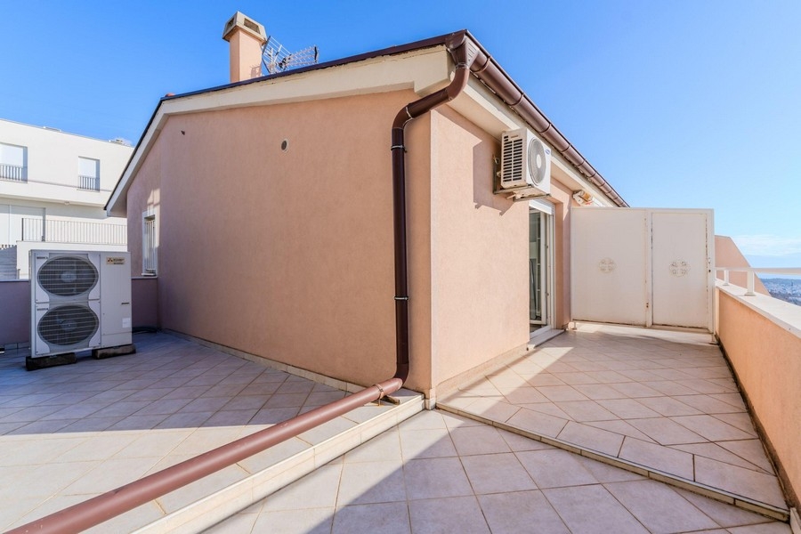 Roof terrace with sea views in Crikvenica Kvarner Bay