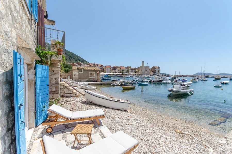 Buy a stone house in Croatia by the sea.