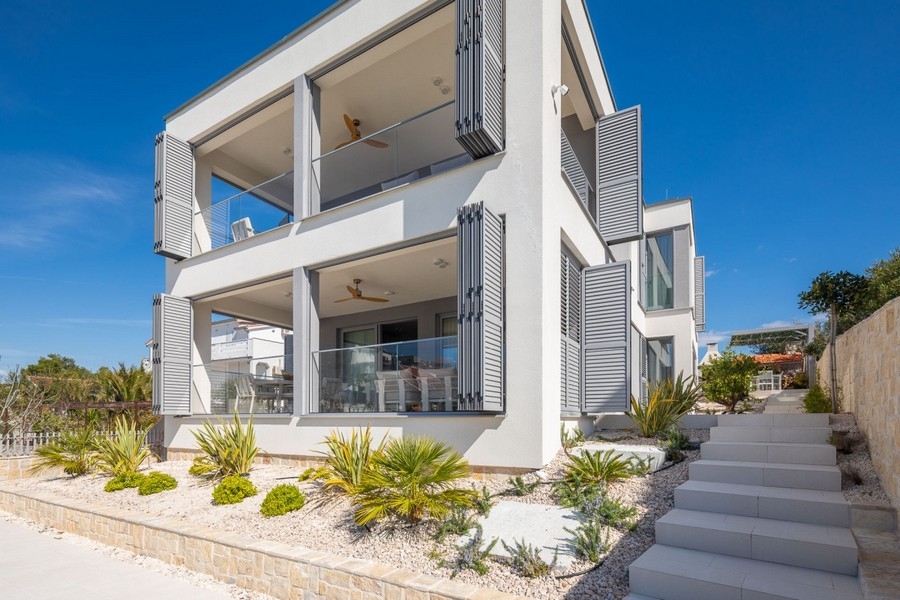 Villas for sale in Rogoznica, Croatia - Panorama Scouting H3812.