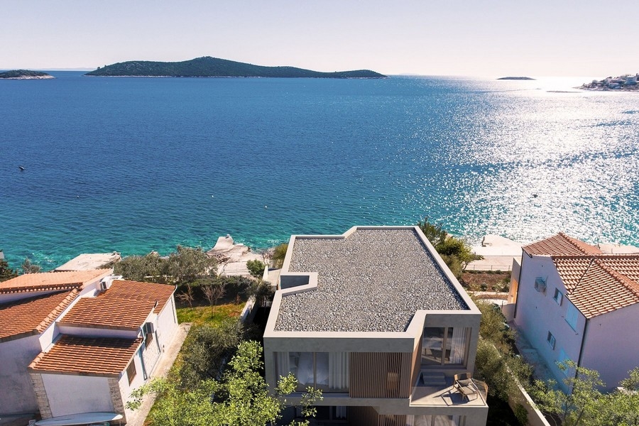 Modern new built villa in the first row to the sea in Rogoznica