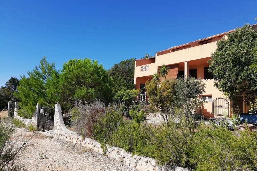 House in the 1st row to the sea for sale in Croatia - H3858.