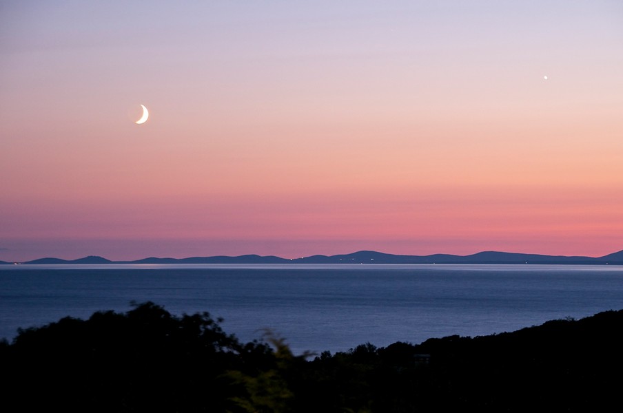 Evening sea view from property H3859