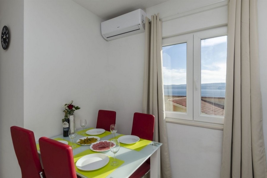Dining area with sea view by the window