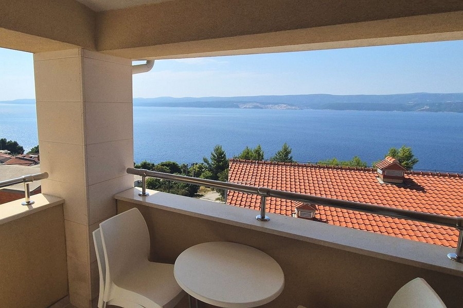 Sea view of the house H3869 near Omis in Croatia.