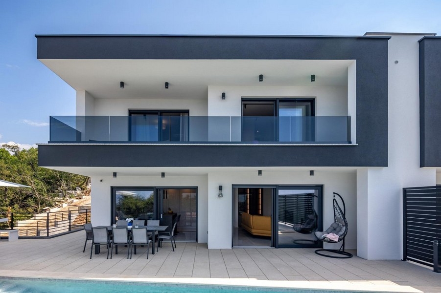 New semi-detached house with pool for sale in Rijeka, Croatia