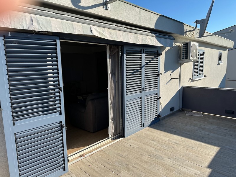 Terrace of house H3879 in Dalmatia, Croatia.