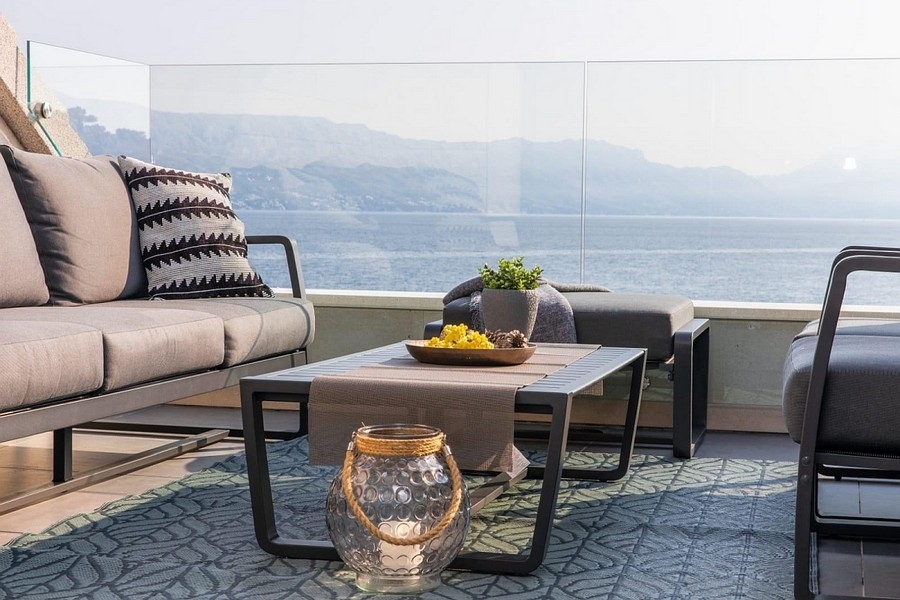 Apartment house with sea view, Brac island