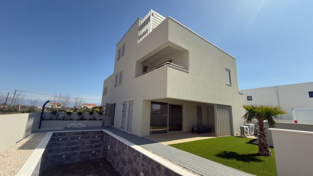 Semi-detached house with sea view for sale Privlaka Croatia H3883