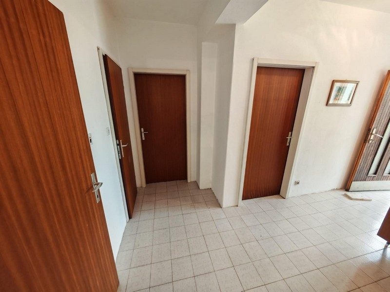 Entrance area of ​​the house H3893.