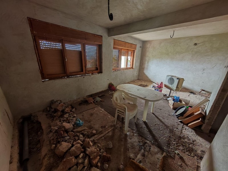 Shell room renovation needs Croatia property